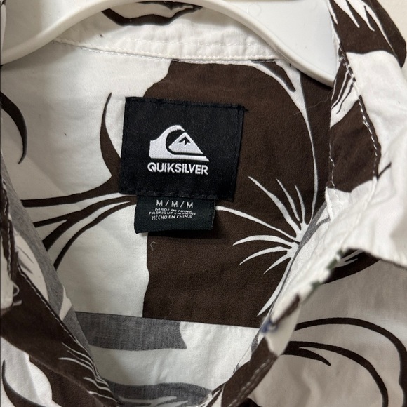 Quiksilver Black and White Leaf Pattern Shirt - Picture 2 of 2